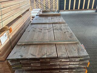 Ca. 56x Douglas Vlonderplanken, 25x140mm, lengte 300cm